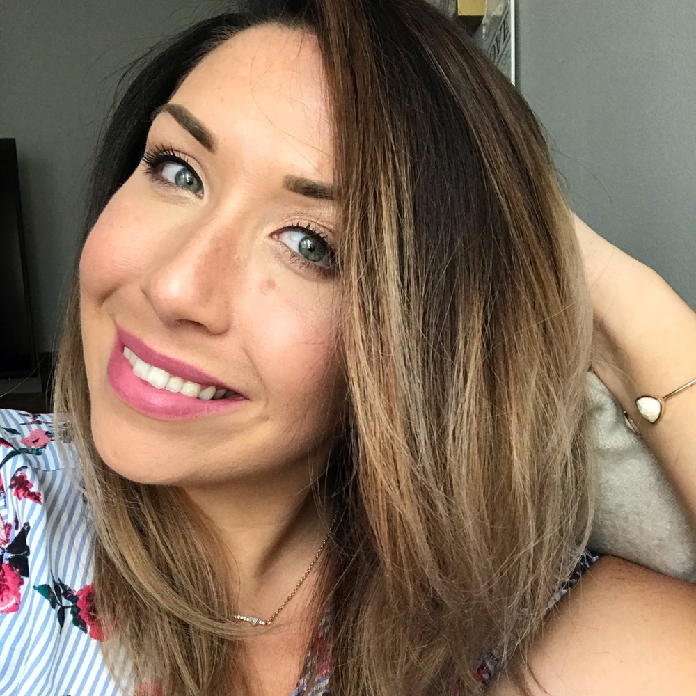 Meet your Posher, Lauren
